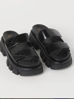 H&M Women’s Black Quilted Double-Strap Chunky Slide Mules Size 41/10 NWT